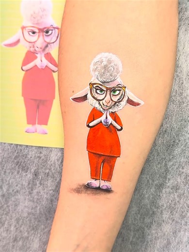 THE SECRET VILLAIN! 🐑😈 Bellwether Zootopia Art #shorts #satisfying #drawing #zootopia #bellwether #dawnbellwether #villain #plottwist #sheep #reverse #bodyart