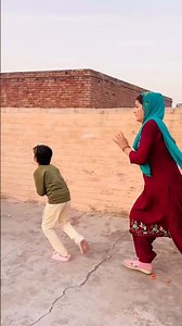 Aarvi Ne Mumma Ka Balloon Fod Diya 😳#shorts #youtubeshorts #trending#viral #like #subscribe