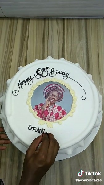 Classy 80th Birthday Cake for Grandma: A Simple Delight