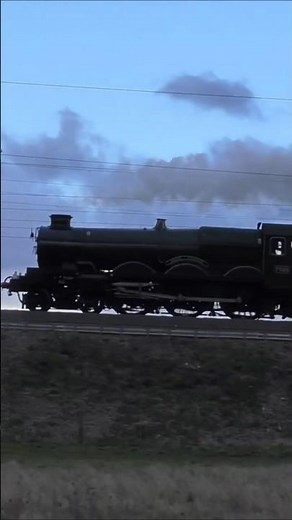 7029 Clun Castle at Speed on the Fast Line on Brunel's Great Western Main Line #steam #train #shorts