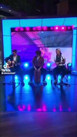 You can keep pretending you didn’t love this song as a kid in the 90s, but no one believes. Such underrated musical talents those lads. #hanson #mmmbop #countrypop | Bayou Records Australia