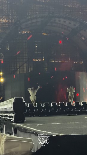 872 reactions · 19 shares | 20251108 WATERBOMB MACAO 2NE1 OPENING SONG -FIRE WITH BJS FAN CHANT﫶 | Toanyone X 2NE1香港應援站 | Facebook