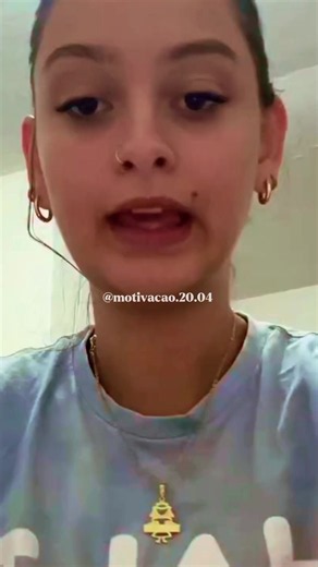 Você sabe quando vai conhecer um homem de verdade? Muitas pessoas dizem que é nos momentos difíceis da vida, quando as responsabilidades aumentam e as atitudes falam mais alto que as palavras. A gravidez costuma ser um desses momentos. É quando aparecem o cuidado, a presença, o apoio, a paciência e a disposição de caminhar junto. Não é o discurso bonito que revela caráter; são as atitudes diárias. Mas também é importante lembrar: uma mulher não precisa engravidar para descobrir se um homem prest
