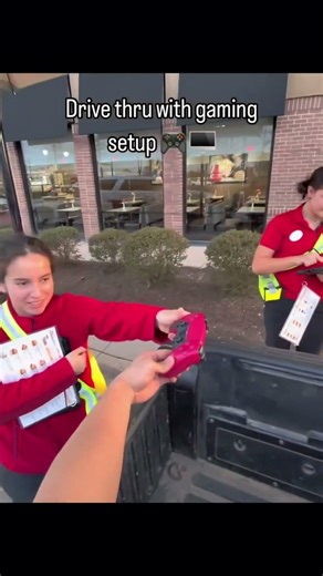 Drive thru with my gaming setup 😭 #funnymoments #prank #memes
