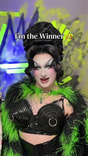 And when @Perla🏁🐝 wins Rupaul’s Drag Race Short Vs Tall what then 😂🤭 #dragrace #rupaulsdragrace #canadasdragrace #winnerscircle #dragqueen