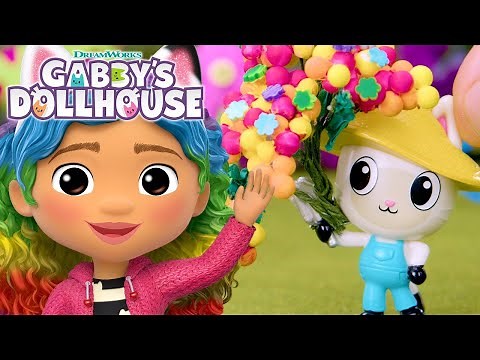 IT'S RAINBOW KITTY DAY 🌈 Making Rainbow Flowers With Gabby | GABBY'S DOLLHOUSE TOY PLAY ADVENTURES