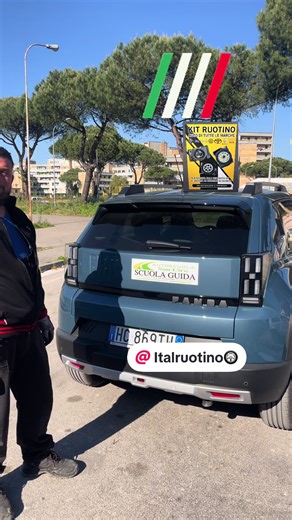 🚗🛞 grazie al nostro cliente Auto Scuola San Ciro per averci scelto per la sua grande Panda 2026 se Guida in tanti la pagina Ital Ruotino siamo professionisti nel settore spedizioni 24/48h🚗🛞#fiat #panda #audi #q3 @Italruotino🛞