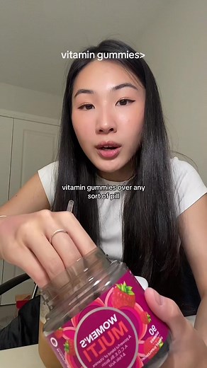 Olly Gummies Review: Best Multivitamins for Women