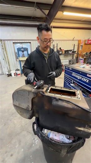 Hummer H1 and HMMWV Specialists on Instagram: "Fuel Tank Leak Fix. Time for MM Body Lift for the fuel tank."