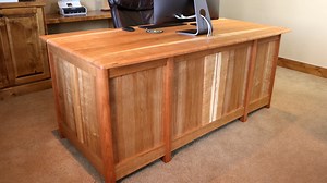 Executive Desk With Wireless Charging and Hidden Drawer