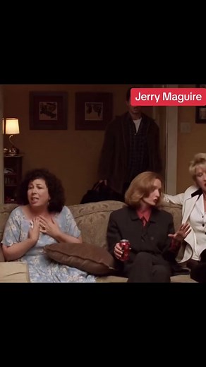 JERRY MAGUIRE. (FILM DISPONIBILE SU @netflixit e @nowtvit): Jerry Maguire è un giovane e rampante manager specializzato in campioni dello sport che viene improvvisamente colto da una specie di rimorso e da un senso di cattiva coscienza. Egli scopre, infatti, che nella vita il denaro non è tutto, ne parla con i colleghi e i superiori, ma viene licenziato in tronco. 🔥🔥🔥 | Alberto Armatore