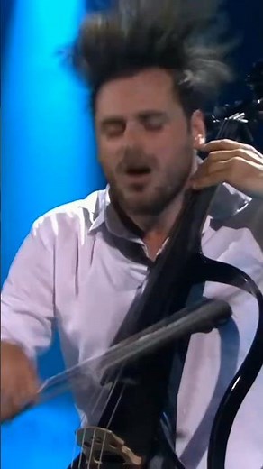 2CELLOS Shredded Iron Maiden 🔥—The Arena Went INSANE 🔥🎻