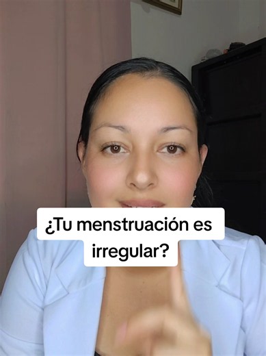 ¿Tu período nunca llega el mismo día? 🌸 Un ciclo irregular puede tener diferentes causas y no significa automáticamente que tengas un problema hormonal. Llevar un registro de tu ciclo puede ayudarte a conocer mejor tu cuerpo y detectar cambios importantes. 💜 ¿Tu menstruación es REGULAR o IRREGULAR? Te leo en los comentarios. 👇 #menstruacionirregular #ciclomenstrual #saludhormonal #estadosunidos🇺🇸 #sop
