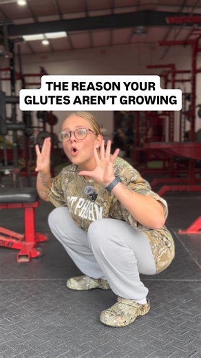 Kas Hammer | Fitness Coach on Instagram: "The REAL reason your glutes aren’t growing: According to studies, mobility can play a huge role when it comes to certain muscle hypertrophy - specifically for lower body exercises! So don’t get me wrong, there could be manyyyy reasons your glutes aren’t growing - but if you AREN’T incorporating mobility before leg day, that could be the very reason why! Hop over to my last video for a quick and easy hip mobility routine to get your lower body primed and 