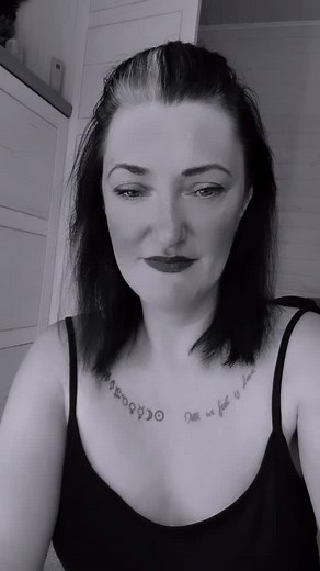 11 reactions · 9 comments | Osobné výklady na : www.altairastrology.com ✨ A už čoskoro na @lestival_festival 朗 #streda #magic #predpoved #carovnagula #odkazhviezd #vesmir #tarotdna #kartadna #tarot #kartakukave #dennavibracia #spln #zatmenie #merkur #retrogrady #lev | Polnočné Slnko - AltairAstrology | Facebook