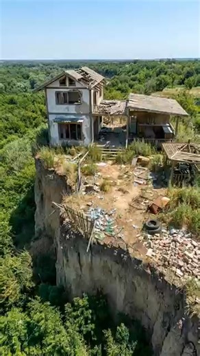 Building on a 100ft Drop! The Most Dangerous Ruin Rescue I couldn't believe this forgotten stone shell was still standing on the edge of such a massive cliff. Watch as we take on the most extreme build yet, completely transforming a dangerous ruin into a modern stone sanctuary overlooking the river. From securing the foundation on the edge to planting a beautiful cliffside vineyard, this 30-second timelapse shows what happens when extreme architecture meets raw nature. The sunset view from that 