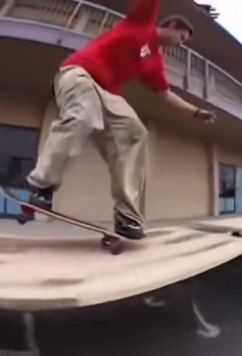 Classic Rodney Mullen 🤩🙌🐐 #skateboardingisfun #rodneymullen #skatetok #viral #foryoupage #skateboarding