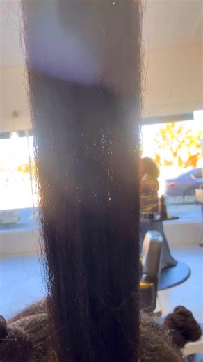 Microlocs Of Orlando on Instagram: "We encourage all the extra-ness over here! 2-day install. Micro-Braidlocs on 16 inches of hair. Size 5/16 grid, brick layered. #microlocs #microlocsjourney #microlocsinstallation"