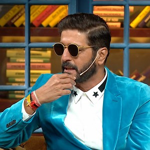 1.4M views · 30K reactions | Chunky pandey honeymoon par wife ko bangladesh kyu le gaye #SanjayDutt #ManyataDutt #AliFazal #AmyraDastur #ChunkyPanday #kapilsharma | Urduflix | Facebook