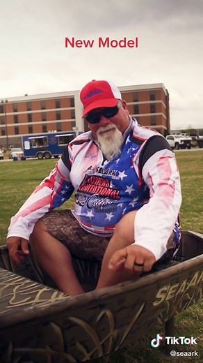 An introduction of a New SeaArk Model. #boatsbuiltforalifeime.