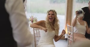 Groom raps own version of The Notorious B.I.G's Juicy and it's everything