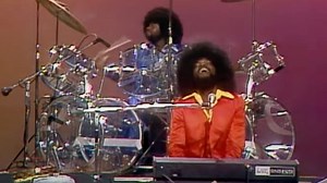 Watch Billy Preston Get ‘All Spaced Out’ On ‘Midnight Special’ In 1973