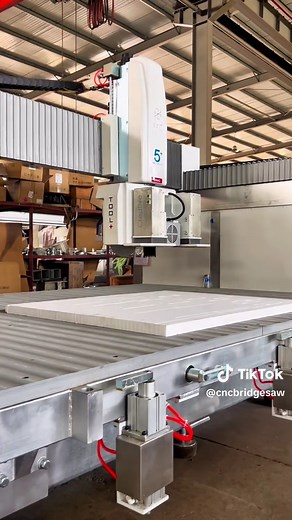 TITAN Plus 5 1 Axis Stone Cutting Machine Features