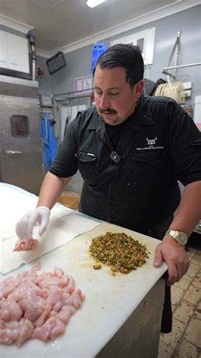 Check out our delicious chicken, cheese & jalapeño parcels we’re making up today! These little suckers will put any pie to shame💥 #thebellmerebutcher #Caboolture #butchershop #heretotakeover | The Bellmere Butcher