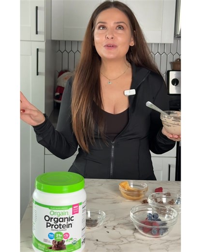 Looking for ways to add more protein into your day? Give Orgain's Organic Plant-Based Protein Powder a try. With 21g of vegan protein, 7g of prebiotic fiber and less than 1g of sugar, you'll be adding effortless, feel-good nutrition to your daily routine. | Orgain