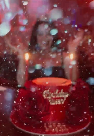 Create a Stunning Birthday Queen Cake