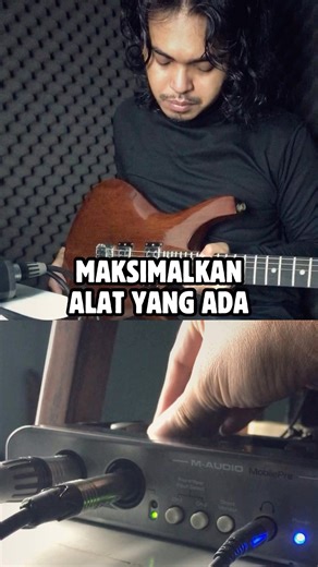 Sami Classroom on Instagram: "Nunda belajar gitar itu sering bukan soal skill, Tapi soal nunggu alat lengkap. Kalau sudah punya gitar, meskipun sederhana - pakai itu dulu. Kalau ngerti jalurnya, alat seadanya pun cukup buat berkembang. Dan alat-alat ini sudah menemani saya berproses bertahun-tahun. Bukan yang paling mahal, tapi selalu siap dipakai tiap kelas dan karya jalan. Thanks buat: Audio Interface: M-Audio MobilePre @m_audio.id Multi Effect: Nux MG300 @nux_indonesia Mic: SE Electronics @se