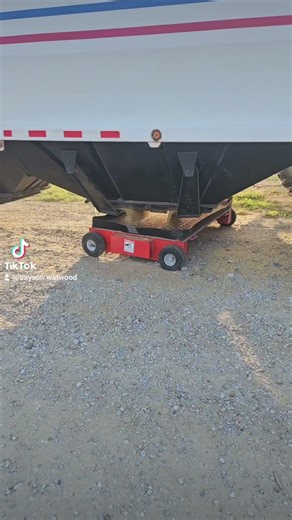 some videos from last year harvest #case #gleaner #combine #trucking #crop #farming #usa