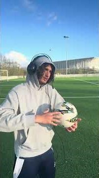 The geek has the detection 🎮⚽️