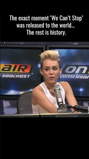 The Exact Moment Miley Premiered ‘We Can’t Stop’ ✨