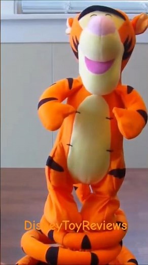 Bouncing Tigger #bounce #tigger #Bouncing #DisneyToyReviews #turbotail