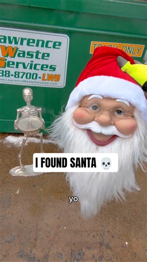 Dumpster diving at the beer store! This is scary! #dumpsterdiving #Santa #beer #wine #party #shorts
