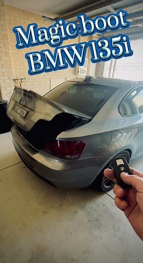 Installing Self-Opening Boot Struts on a BMW 135i - Quick Guide