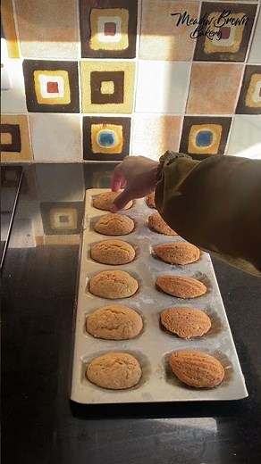 Easy banana recipes : Banana Madeleines : Easy banana cake recipe with self raising flour