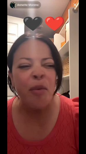 Annette hoy nos regaló este hermoso tema desde sus inicios con rojo #nomeaverguenzo #nomeaverguenzodelevangelio #Dios #hagamosviralajesus #amor #annettemoreno @Annette Moreno #annettemorenoorgullomundial #annettemoreno