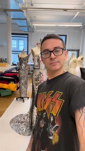 Christian Siriano on Instagram: "Happy New Year everyone! New Museum exhibition kicks off in January come see @halleberry Oscar dress and so many others at the @branchmuseumofdesign Can’t wait for this exhibit! Xo CS"
