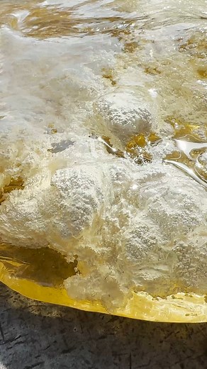 26M views · 137K reactions | Bubbly perfection | Rocks & Rolls Candy | Facebook