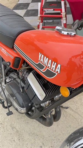 70K views · 2.7K reactions | Check out this beautiful Yamaha RD 350! | CycleDrag | Facebook