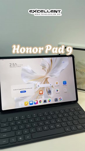 Unboxing the brand-new #HONORPad9, the ultimate tablet device that gives you the Perfect Work-Life Balance. Equipped with ground-breaking features 🔎: 🟡 12.1-inch 2.5K Eye-Comfort Display 🟡 8 Surround Speakers 🔉 🟡 Blazing-Fast Connections 🟡 16GB 256GB Massive Storage 🟡 PC Level Productivity HONOR Pad 9 (Wi-Fi Version) will be available on 28th March 2024 onwards at RM1,499 bundled with a FREE HONOR Pad 9 Smart Bluetooth Keyboard and HONOR Choice Pencil total worth RM698* 📲Call /Whatsapp :