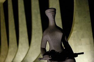 Veja como funciona o rito para impeachment de ministros do STF