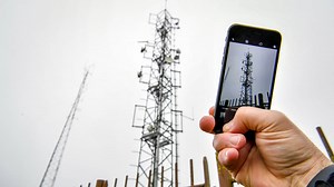 Twenty more suspected phone mast attacks over Easter weekend | LBC