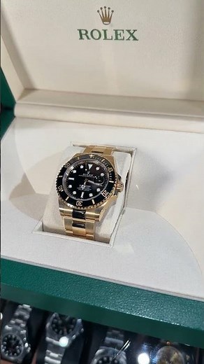 Rolex Submariner Yellow Gold Black Dial Bezel Mens Watch 126618 Review | SwissWatchExpo