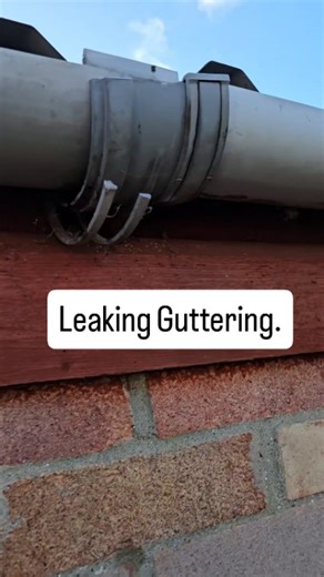 retro_restorations & ready_restorations on Instagram: "Why Gutters Leak | Failed Joint. A leaking gutter isn’t always about sealant — often it’s poor alignment and incorrect overlap. In this short, I show a failed gutter joint with a bad seal and incorrect overlap that causes constant leaking. Then I fix it properly by installing a new coupling in the correct position and replacing the worn seal at the downpipe. #gutterrepair #leakinggutter #propertymaintenance #homemaintenance #gutterleak #uktr