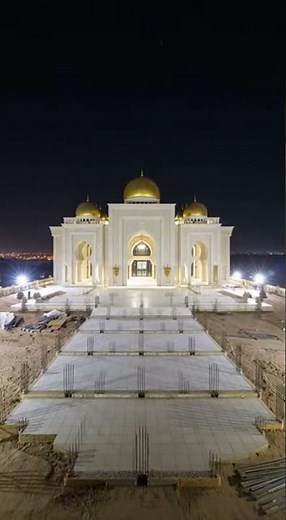 $1 Billion Dubai Desert Royal Palace | Billionaire Luxury Reveal