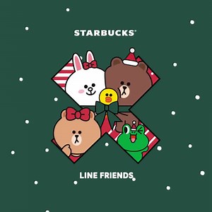 用我們全新的 Starbucks X LINE FRIENDS 聯名系列，給這個節慶送上快樂~ 這系列的馬克杯、玻璃杯等設計，都是以熊大和朋友們 一起享受耶誕樂趣的俏皮插圖為特色，讓你與身邊所有愛的人都感到驚喜和愉悅!!! 2021.12.8 與線上門市同步上市 #StarbucksXLINEFRIENDS #LittleGiftsOfMerry | 星巴克咖啡同好會(Starbucks Coffee)