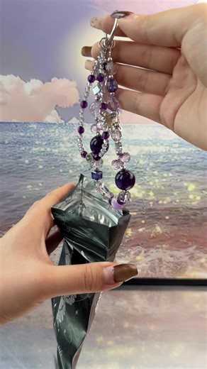 DIY Phone Chain: Create Your Own Stylish Accessory